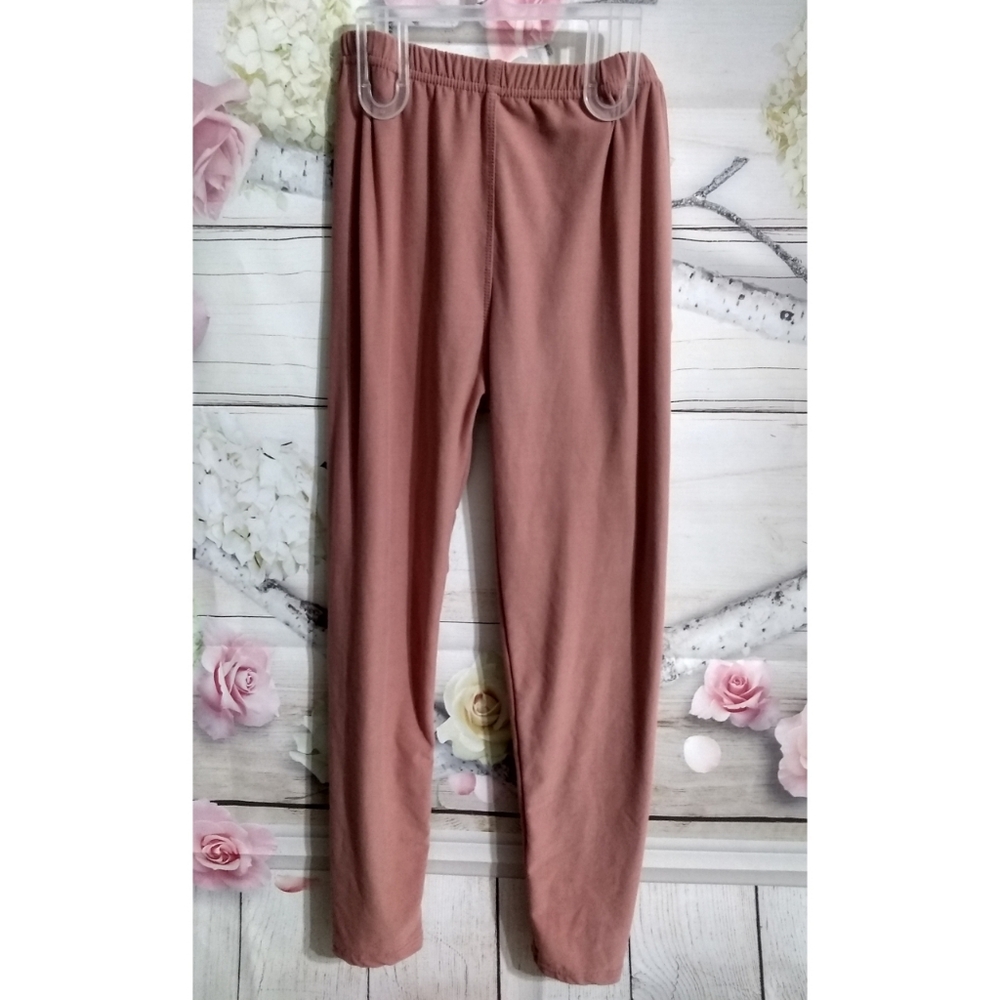 Pink leggings